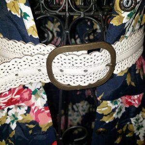 Bohemian Lace-pattern White Vegan-Leather Belt Country Cowgirl
